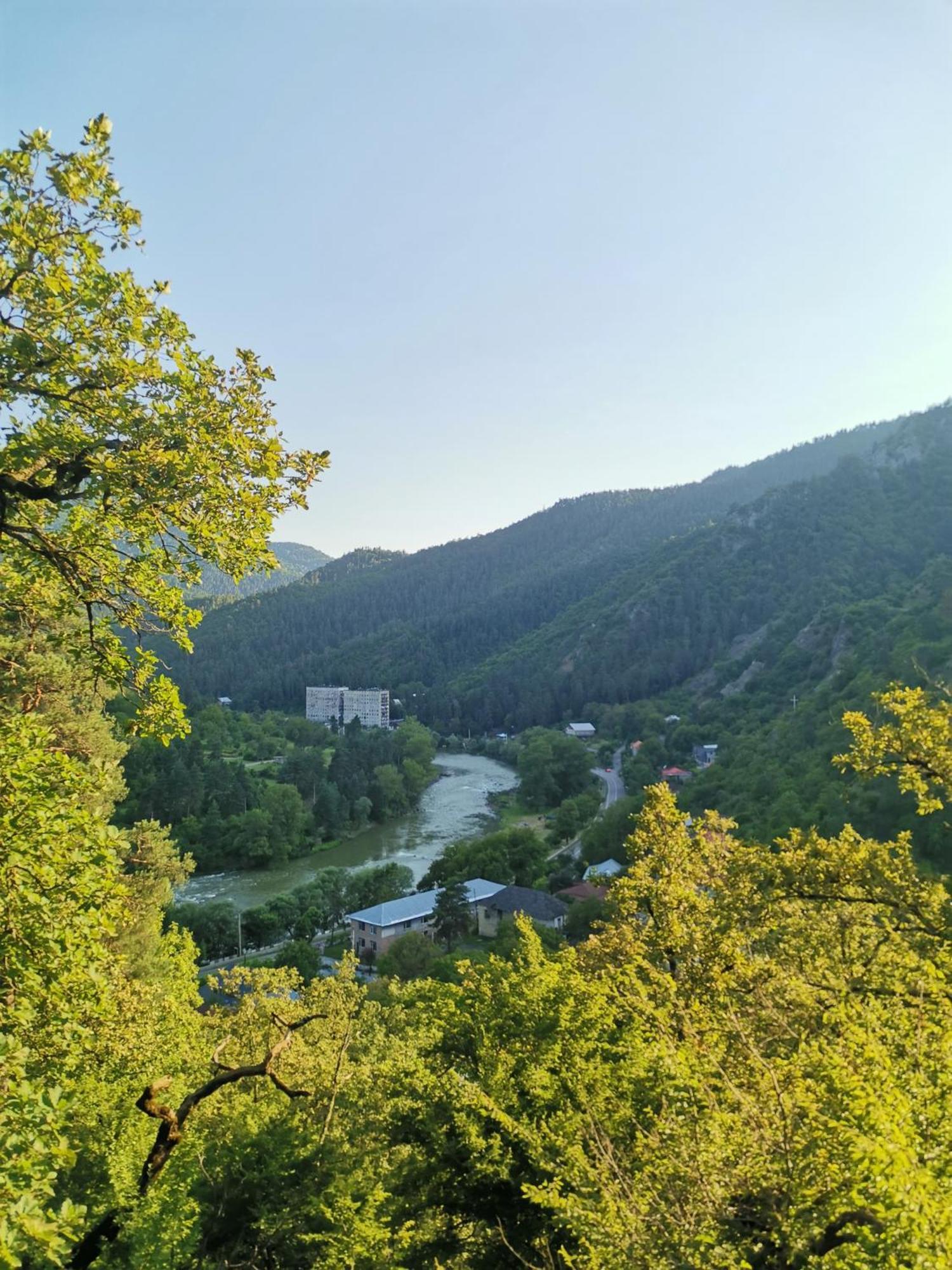Guest House On Meskheti Borjomi Exterior photo