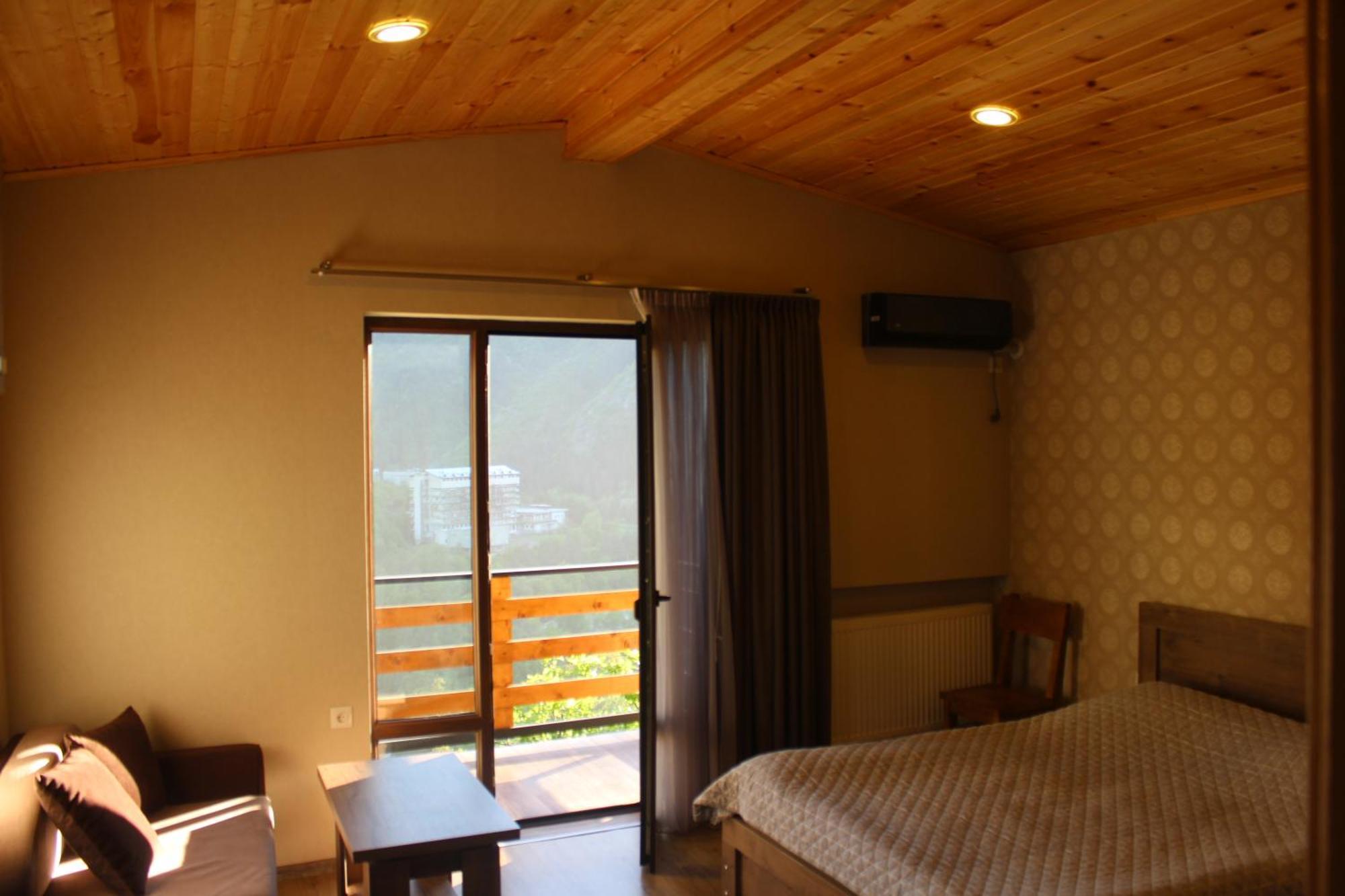 Guest House On Meskheti Borjomi Exterior photo