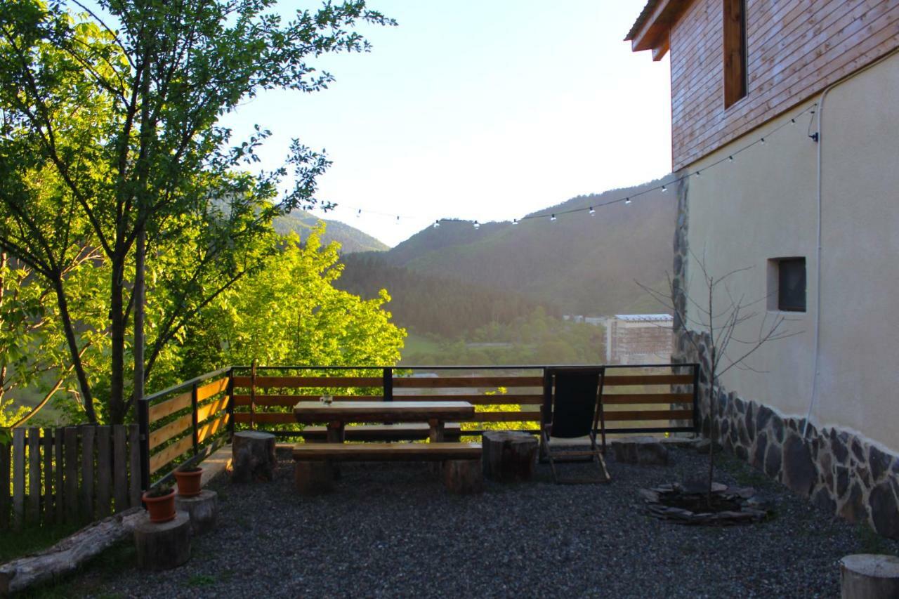 Guest House On Meskheti Borjomi Exterior photo