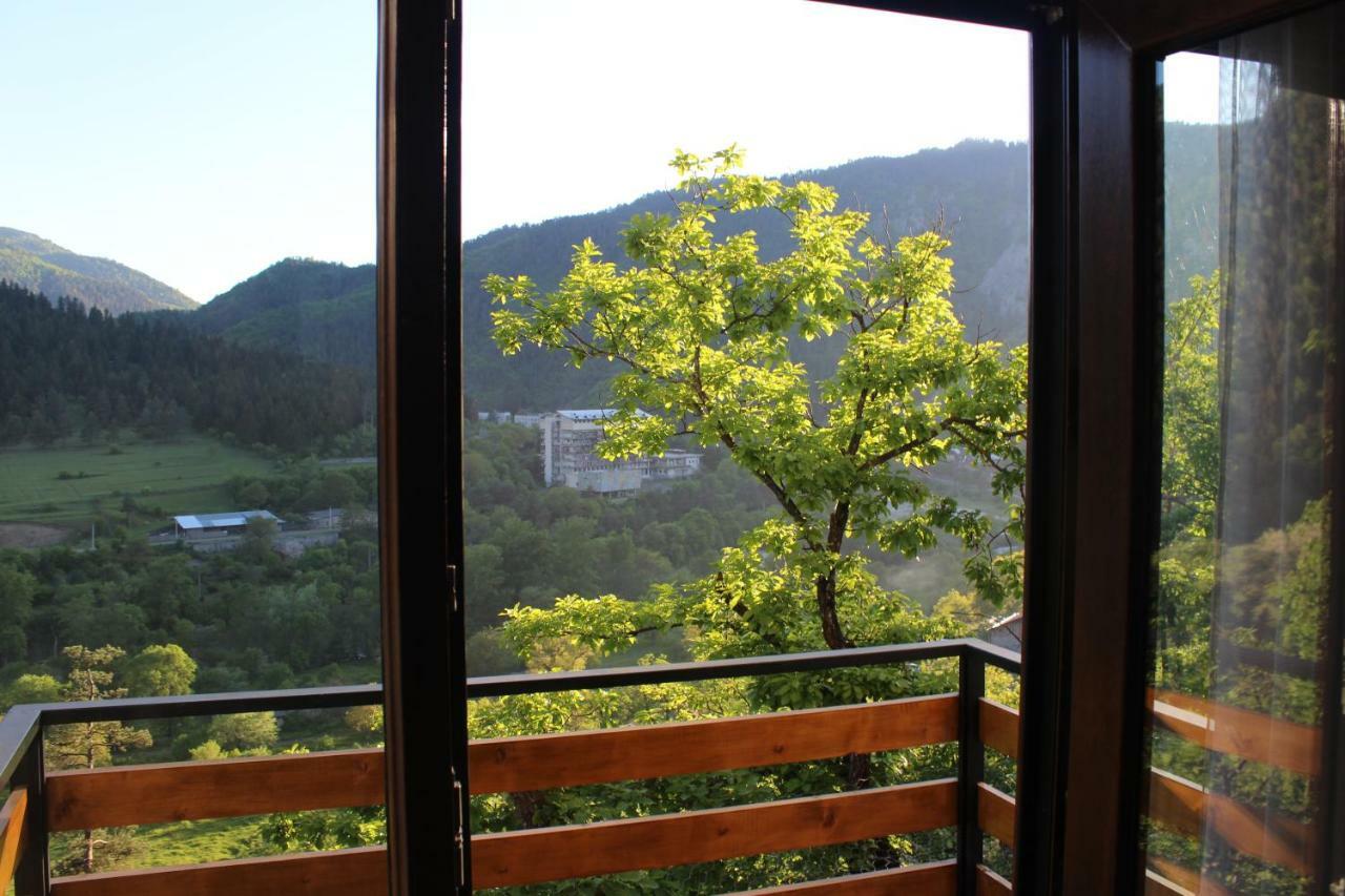 Guest House On Meskheti Borjomi Exterior photo